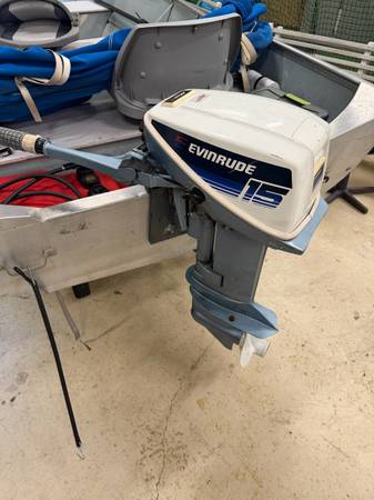 1979 Evinrude 15hp 2-stroke Short Shaft Outboard 1