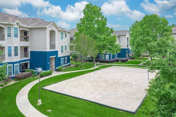 $1,700 / 1br - 1275ft2 - 🏡 Spacious 2BR Apartment at The LYNX (Webster)63906680743939122
