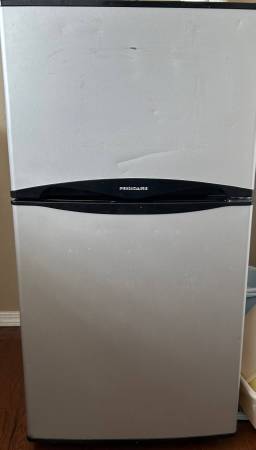 Mini Fridge - Frigidaire 4.5 cu (Has Separate Freezer; 2 doors) 1