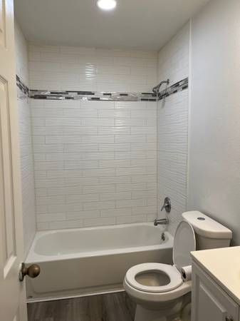 $1,100 / 2br - Apartamento de 2 habitaciones y 1 baño (West Tawakoni Tx)63656599863681122