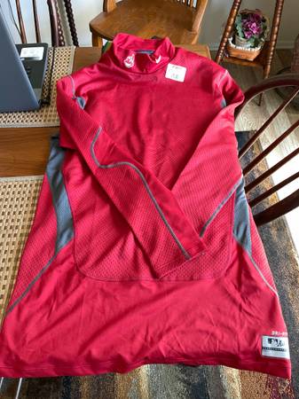 Chief Wahoo Nike compression shirt NEW xl 1