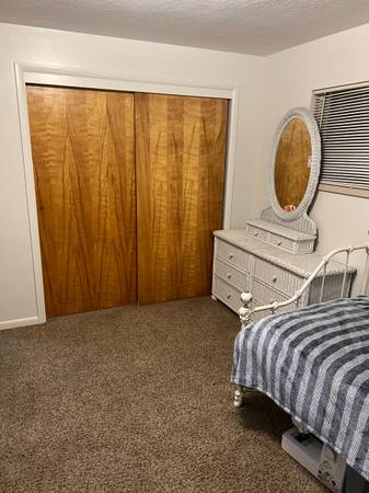 $350 / 3br - 1500ft2 - Shared Housing (Rexburg)63952520053379124