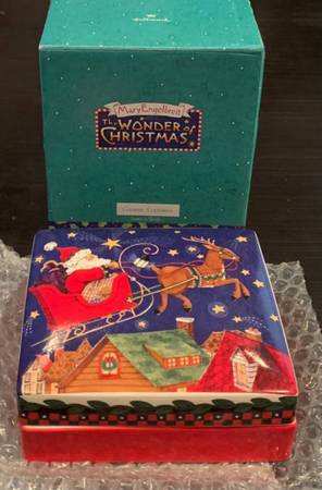 🎄Vintage Hallmark Porcelain Box / Container “Wonders of Christmas” (new) 1