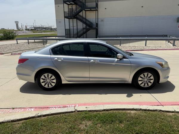 2009 Honda Accord LX - $6,000 (N.Fort Worth)63488557132545124