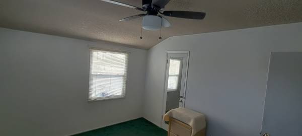 $1,200 / 3br - Roommate Wanted (San Diego)63657108223363121