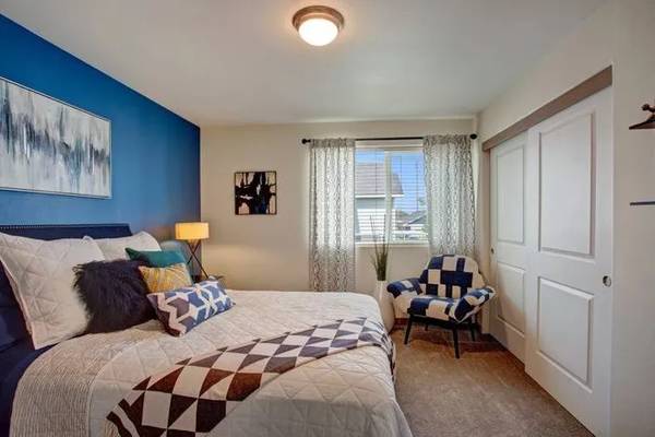 $1,549 / 2br - 987ft2 - Navigator Villas Open House (Pasco)64014970578177122