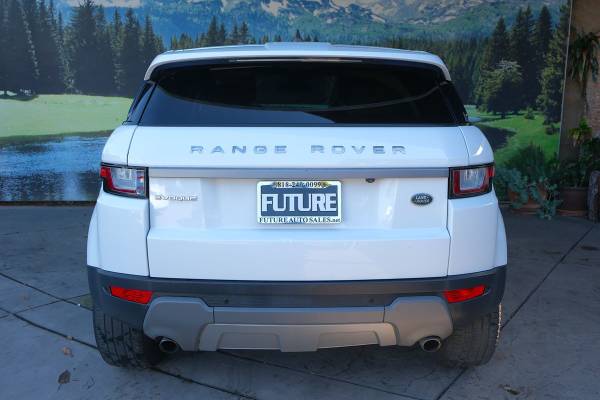 2018 Land Rover Range Rover Evoque SE suv Blanco Fuji - $18,495 (LLAME AL 323-380-1127 PARA DISPONIBILIDAD)63618207964161124
