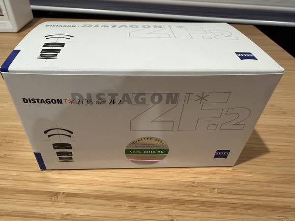 Like New - Zeiss Distagon T* 35mm f/2.0 ZF.2 (for Nikon) 1