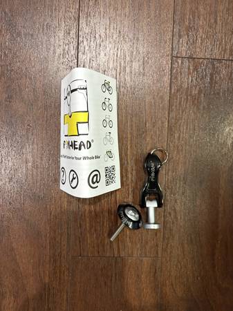 Pinhead Headset (Stem) Lock 1