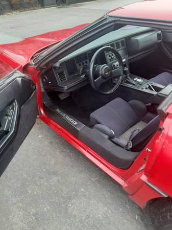 89 corvette  L98 - $8,500 (aptos)63624145507331121