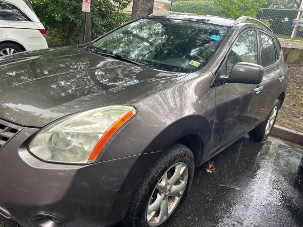 2010 Nissan Rogue (Bad transmission) - $1,000 (Springfield)63439830897025121