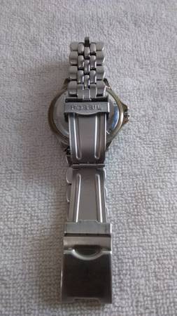 Vintage Blue-Face Men's Fossil Watch (300 Feet Water Proof) - $30 (Madison)63471317709059122