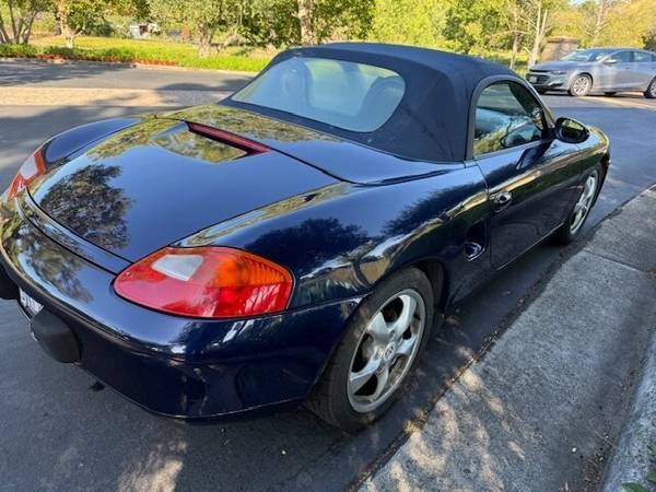 2002 Porsche Boxster - $10,97563469881914883124