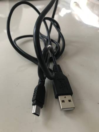 USB to Mini USB cable for charging and data transfer 1