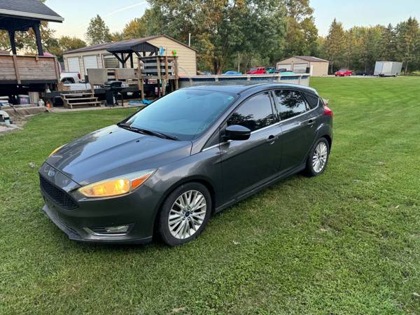 2017 Ford Focus Titanium Hatchback 1