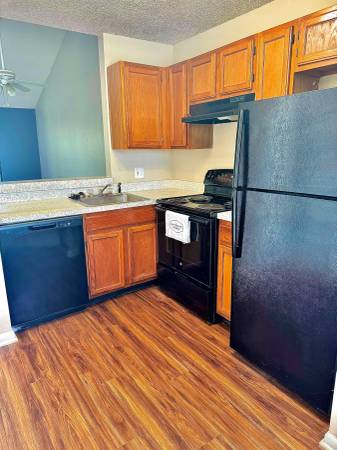 $1,425 / 1br - 740ft2 - 1 BED / 1 BATH APARTMENT – AVAILABLE NOW! (MELBOURNE,)63823721261827122