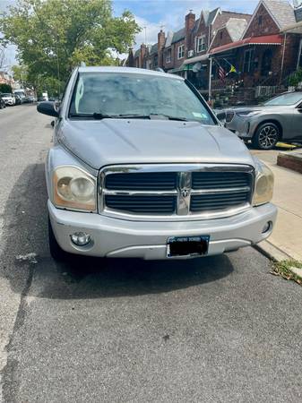 2006 Dodge Durango SLT, 5.7 HEMI V8, 4W/D, 87,000 mi!!! - $2,500 (Sheepshead Bay)63654719749891121