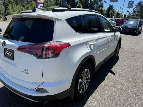 2018 Toyota RAV4 Hybrid XLE - $22,995 (+ Sports Cars International)63470587402881123