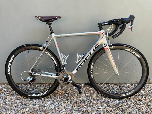 Focus Izalco Pro 2.0 C2 w/Zipp 303 1