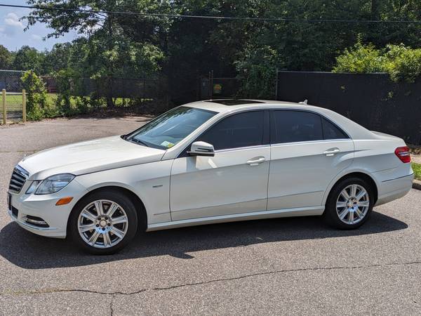 Mercedes Benz E350 4matic en venta - $7.000 (Westbury)63437673122179122