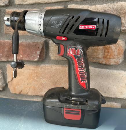 Craftsman 19.2V 1/2" Dr. VSR Drill/Driver W/Battery #315.114850 1
