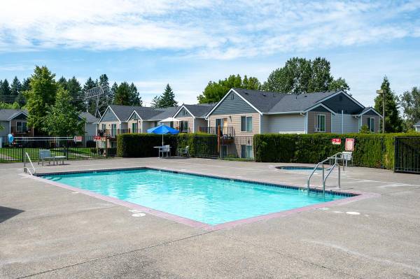$1,625 / 2br - 850ft2 - Lavadora/Secadora, Lavavajillas, Armarios Grandes, Patio/Balcón (Sommerset Weset- Elmonica South neighborhood in Beavert)63831397305347121