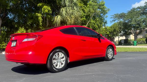2012 HONDA CIVIC LX COUPE AUTOMATIC - $5,900 (Coral Springs)63470425901443121