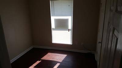 $1250.00 / 3br - Large 3 Bedroom 2 bath for Rent.63881894934785122