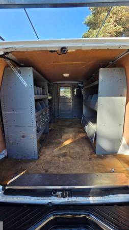 2014 Ford E-Series E 250 - Photo 9