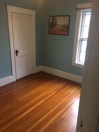 $1,250 / 1br - 180ft2 - 2 rooms in Jamaica Plain house, no lease, no fees (jamaica plain)63951008094083120