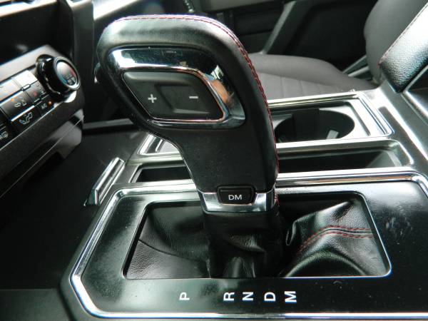 2020 Ford F150 XLT 4x4 - Photo 15