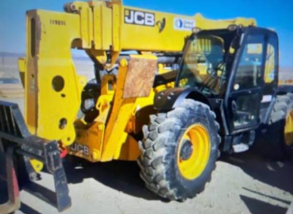 Selling Variable Reach Forklifts/Lulls - Not a broker 1