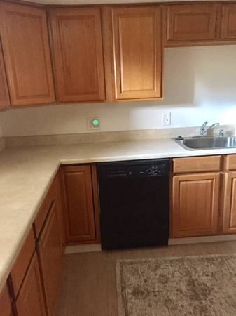$1,975 / 1br - 1000ft2 - All Utilities included, in quiet 2-family house (Waltham)63810113383555122