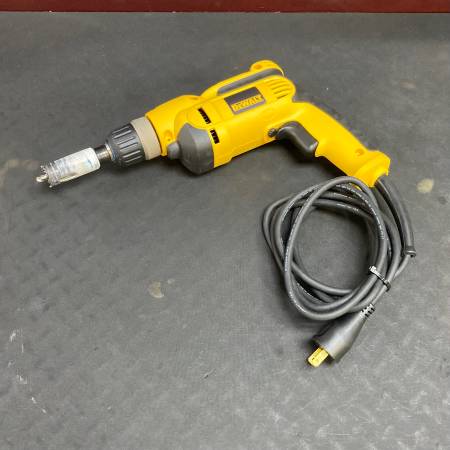 DeWALT DWD110 Corded Drill 1