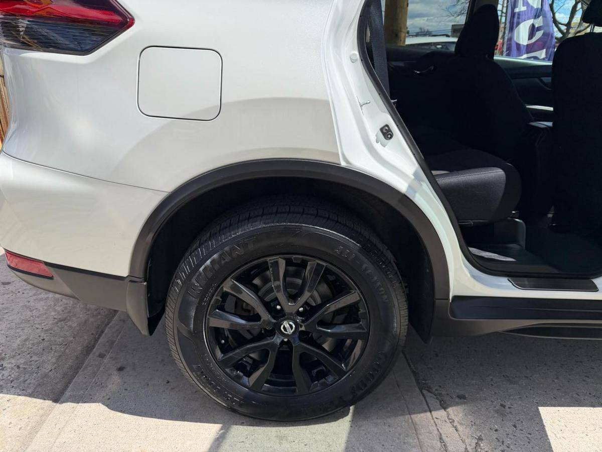 2018 Nissan Rogue SV AWD
