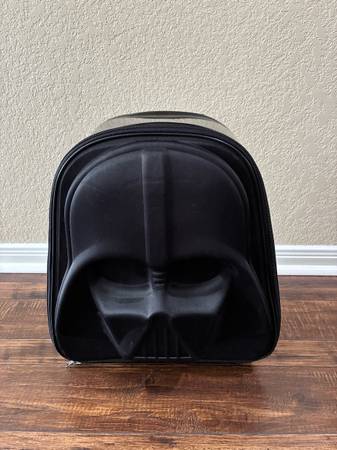 DARTH VADER CARRY ON LUGGAGE 1