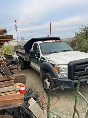 2016 Ford F-550 Volquete !!!! ¡Precio reducido !!!! - $49,500 (Redwood City)63470228112513121