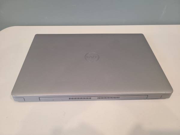 Dell Latitude 5430 - i7-1255U de 10 núcleos + 16 GB o 32 GB SSD + 512 GB SSD - 400 USD (Arlington (Rosslyn))63471013587201122