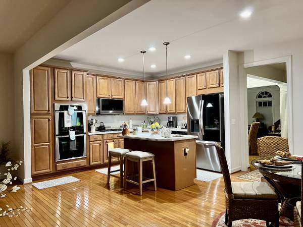 $700 1br - Habitación compacta en Brownstone. Ideal para el minimalista. Cerca de Frank (Brooklyn)63874850733955122