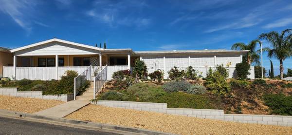 2 Bedrooms For Rent 1