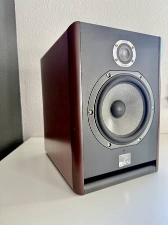 FOCAL SOLO6 Be | Professional Near-field Studio Monitors - Pair 1