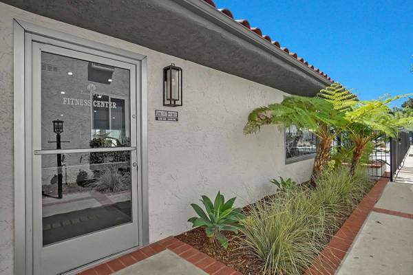 $2,065 / 1br - 625ft2 - Night Patrol, Spacious Closets, Included Appliances: Stove (501-525 N 4th St, Montebello, CA)63840112511617120