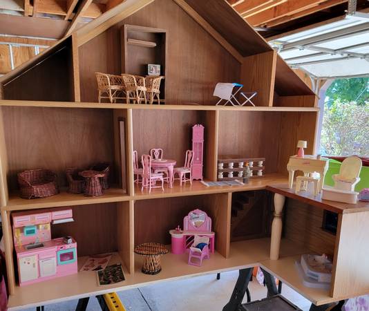 Barbie House 1