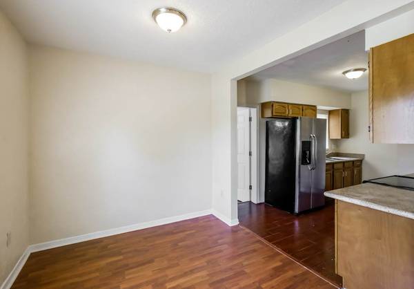 $1,100 / 3br - 1114ft2 - Move in asap (North Miami Beach, FL)63983675678978124