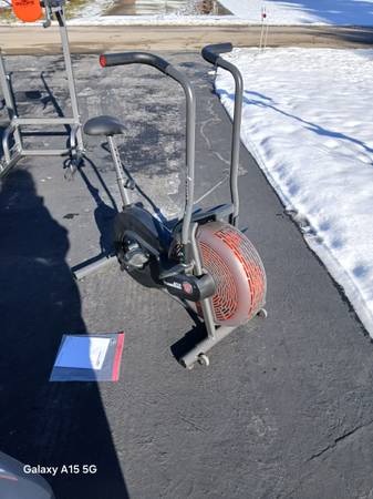 Schwinn Airdyne AD2 Exercise Bike 1