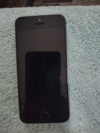 iPhone's - $125 (Woonsocket)63438800732801121