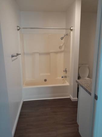 $1,655 / 2br - 885ft2 - Amazing Special with this Apartment!!!! (Tulare)63809787506947124
