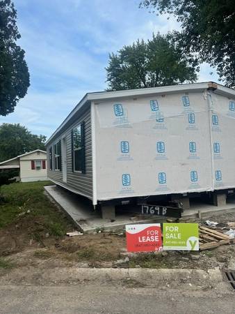 $1,499 / 3br - 1232ft2 - Manufactured Home for Rent (Beach Park)63959877526531120