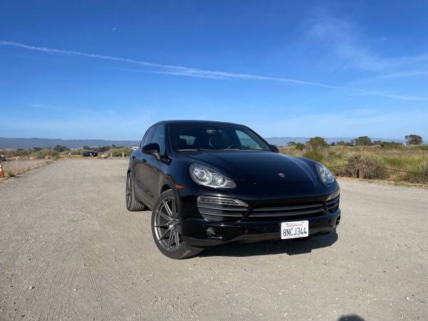 2012 Porsche Cayenne S - $10,000 (palo alto)63469762690563121