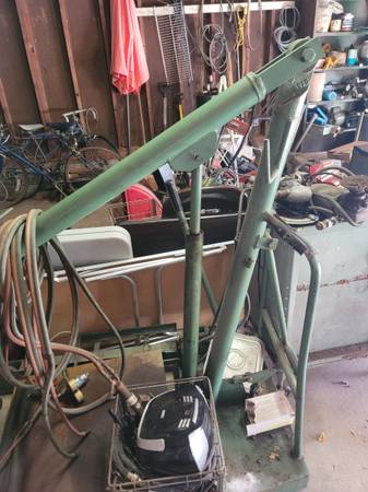 Engine hoist stand cherry picker 1